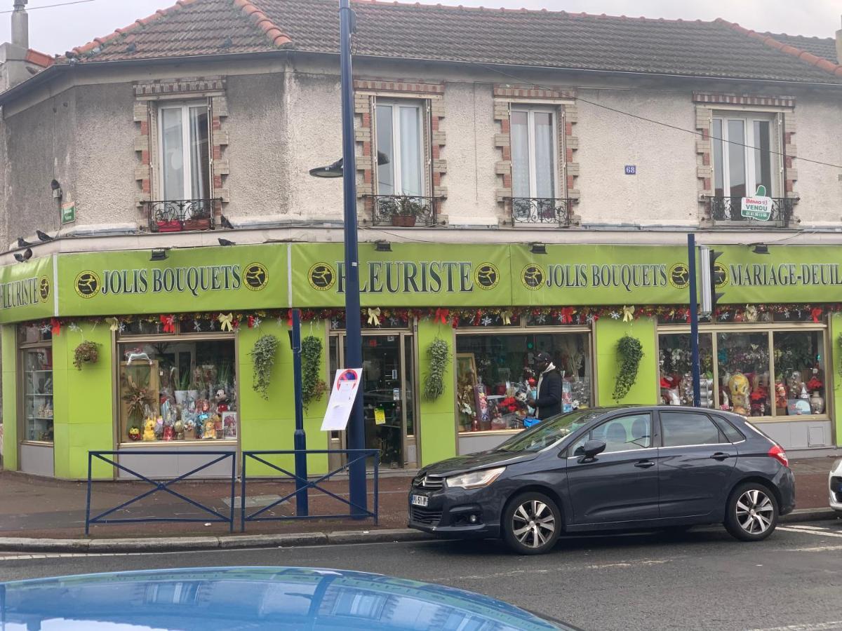 Little Champs-Elysees Drancy Exterior foto