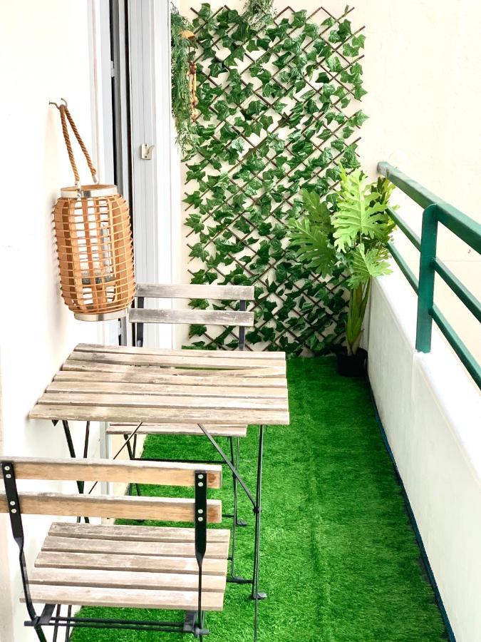 Little Champs-Elysees Drancy Exterior foto