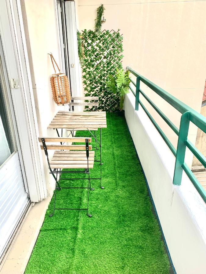 Little Champs-Elysees Drancy Exterior foto